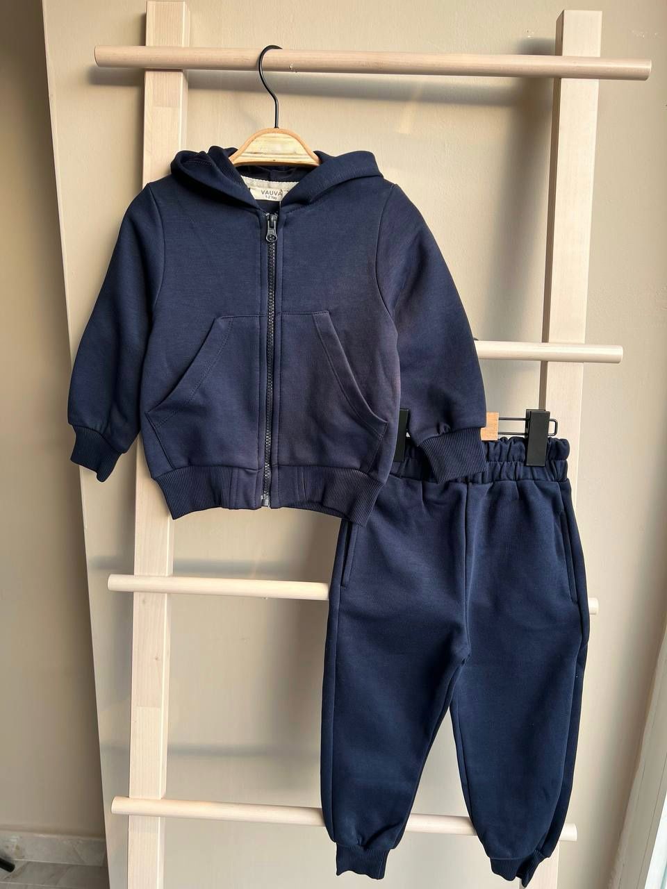 Basic tracksuit with pockets